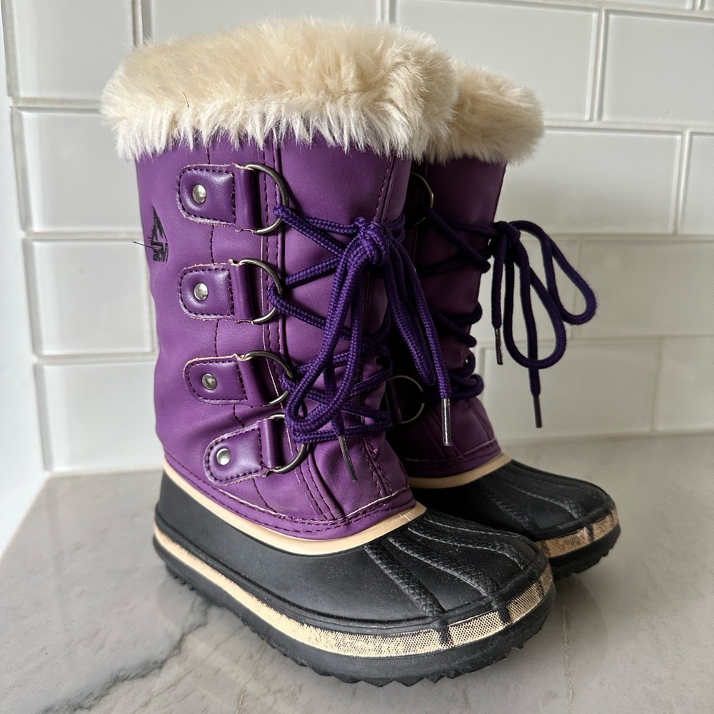 Arctiv8 boots with ‘Thinsulate’ 200g, size 10